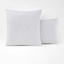 ������� ��������� �� ������-������ ����� � ������������