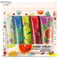 ����� ��������������� ������ ��� ��� 5 ���� Hand Cream Plant Extract Bioaqua