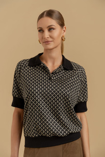 ������� Deesses 6476