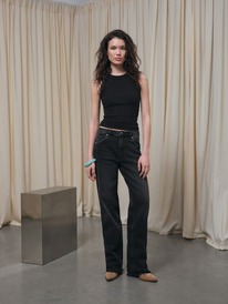 22.03  Conte ���������� ��������� CONTE CON-797 ׸���� ������ straight � �������