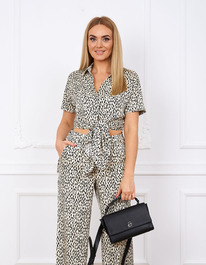 ������ Azzara 905