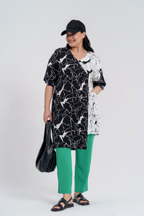 ������ Deesses 2208