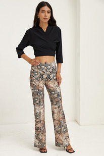 67642 �����