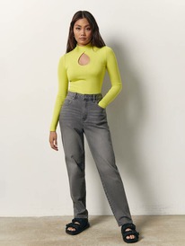 05.05  CONTE ELEGANT Mom Fit CONTE CON-599 ���������� ������ mom � ������� �����