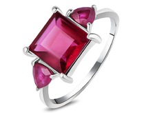 ������, 1 ����� ������ ������� 8 ��/3.35 ct. , 2 ����� ������ �������� 4 ��/0.67