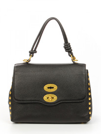 11.06 LACCOMA ����� ��4349-������ ����������� ����