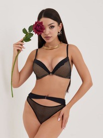 ����� �� 22.09 Sensera ����� ��� Brazilian Tamina ������